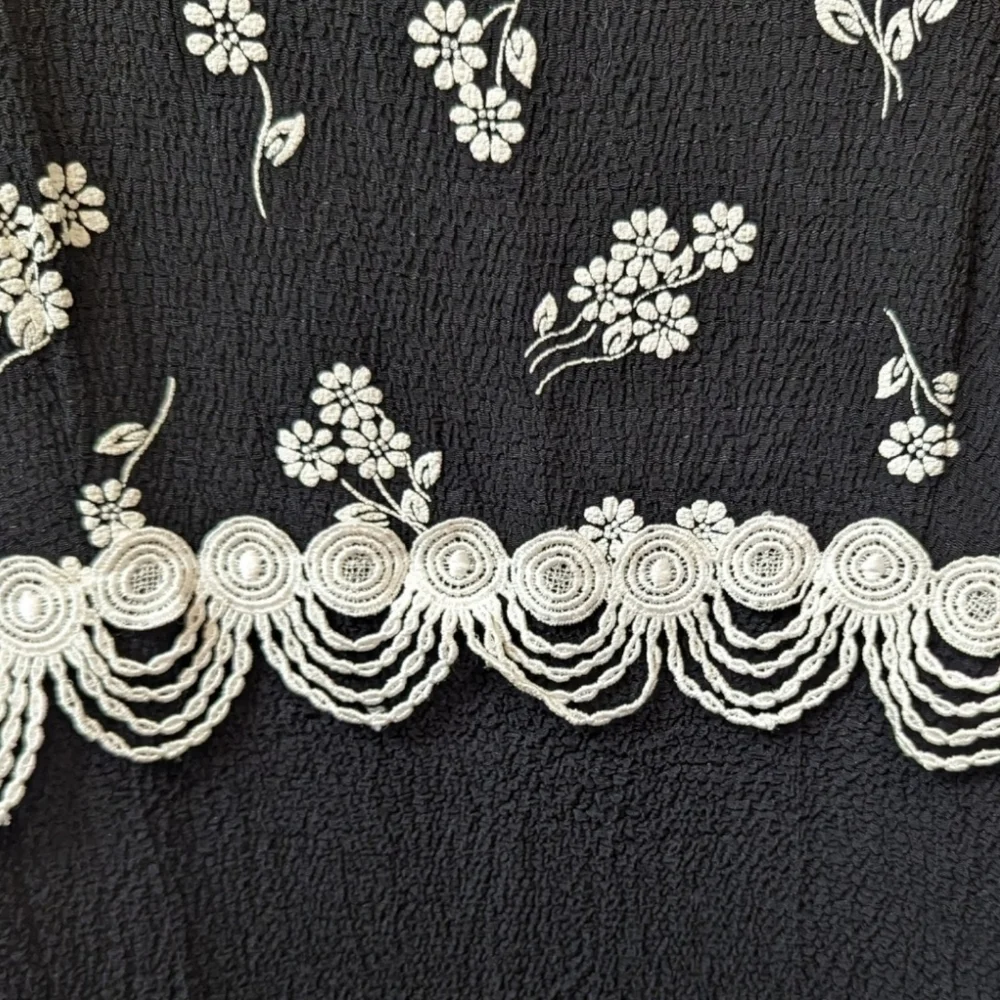 ULTRA Dress NY White Floral & Embroidery on Black Tie-Behind Plus Dress (18) - Picture 5 of 6